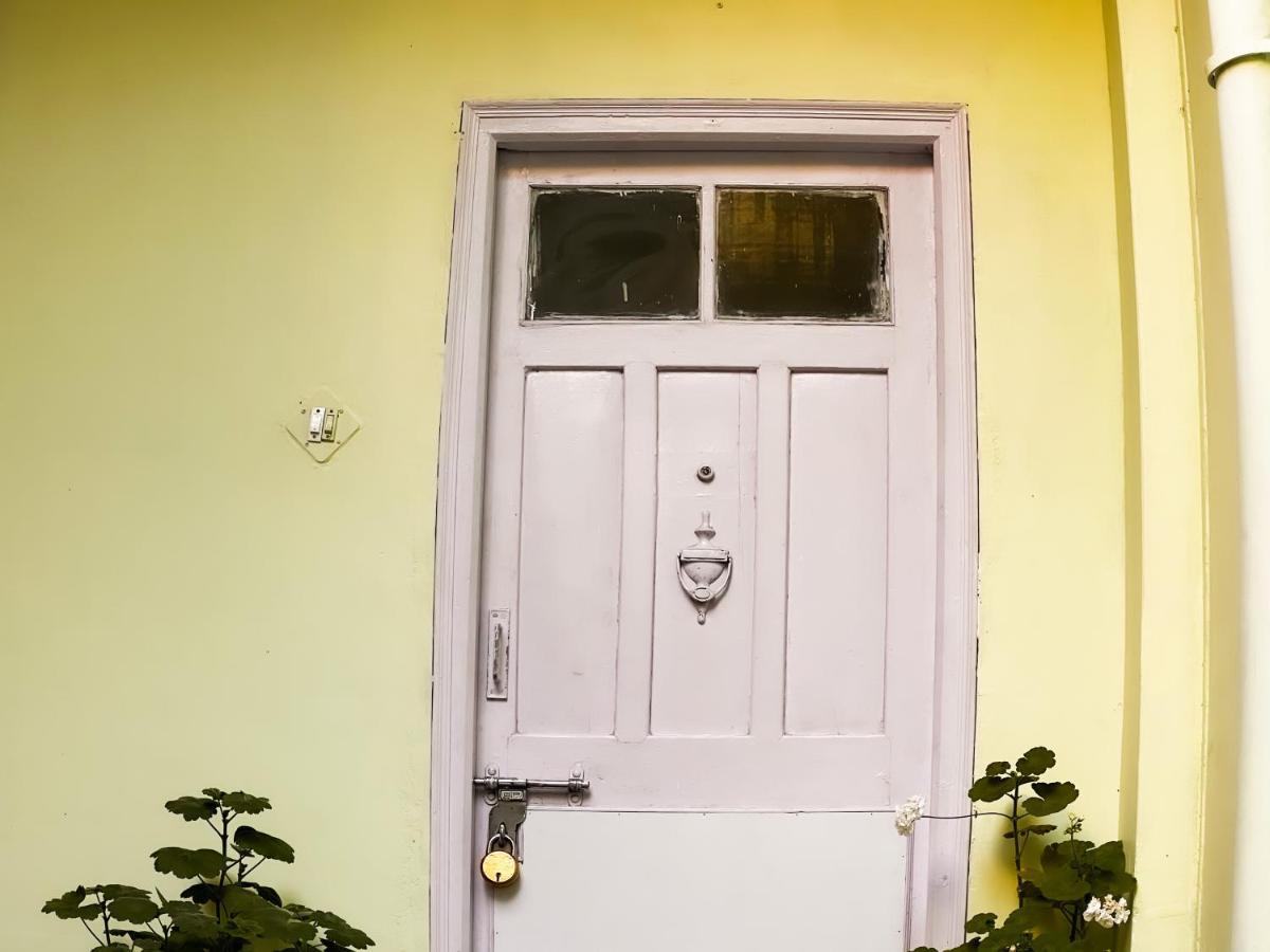 Home Away From Home , Perfect Family Set ! Шімла Екстер'єр фото